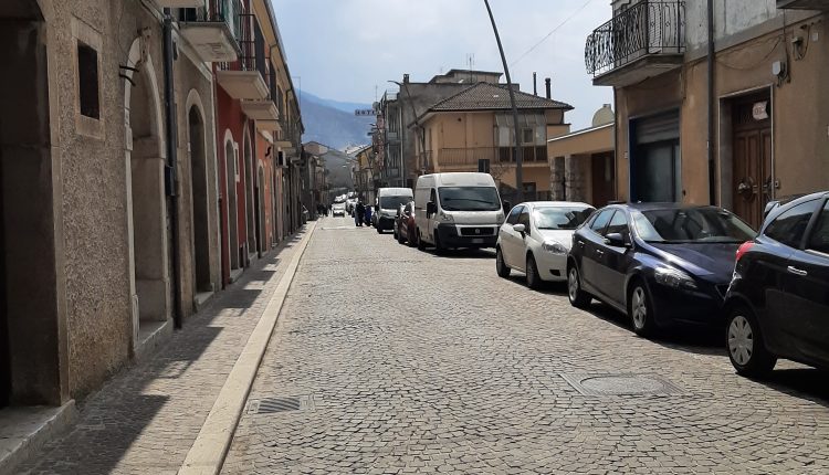 Bagnoli-Irpino-vicoli-del-centro-storico-2022-10