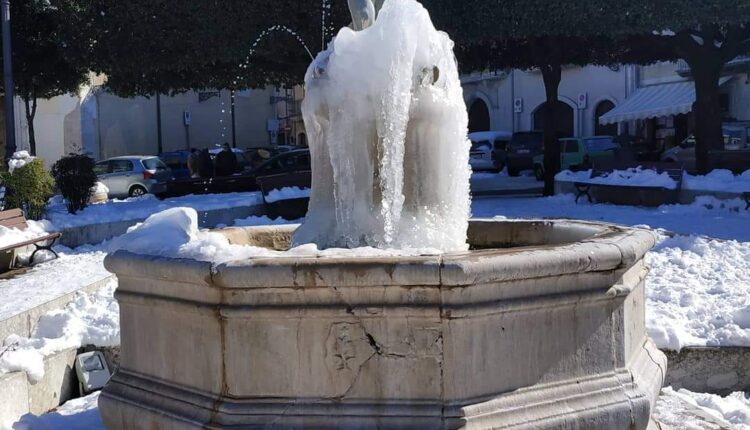 Bagnoli-fontana-in-piazza-16.2.2021