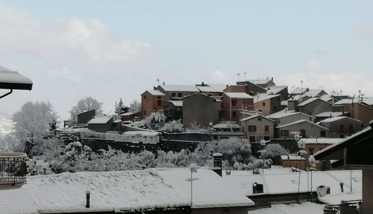 Bagnoli-nevicata-01-04-2030-1