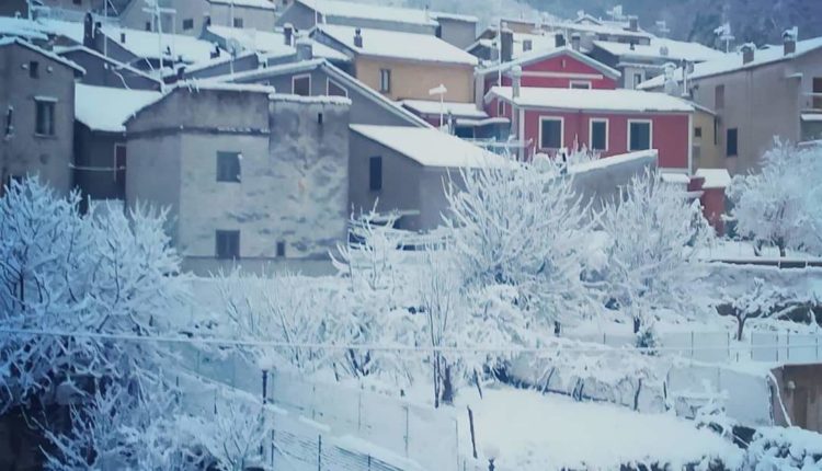 Bagnoli-nevicata-01-04-2030-5