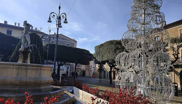 Piazza-Di-Capua-Bagnoli-Natale-2020-foto-VGrieco