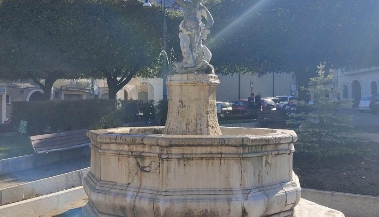fontana piazza